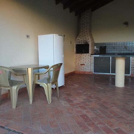 Hostel Casa Amarela Campo Grande  Kültér fotó